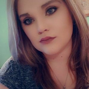 Meet your Posher, Breanna